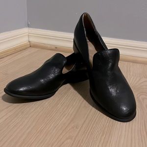 Leather Shoe - Low Heel- Black- Real Leather Size 8.5